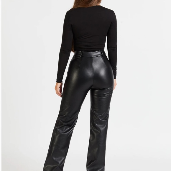 B.O.A. LEATHER WIDE LEG TROUSERS
BLACK *NWT* - Picture 4 of 7